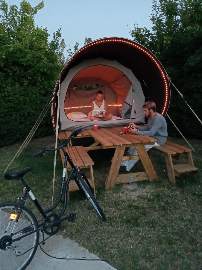 Camping Du Plan D'Eau **** 호텔 Saint-Yrieix-sur-Charente 외부 사진